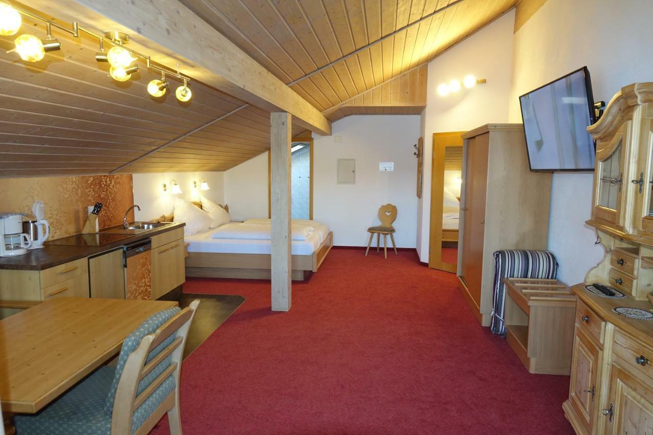 Appartement Gaestehaus Guggomos 